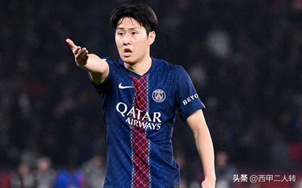 法甲消息：巴黎圣日耳曼主场1-3摩纳哥，争冠形势骤紧